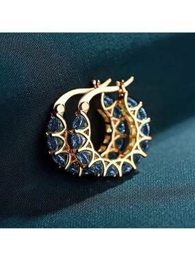 Huggie Hoop MAJOR BLING Earrings #1424 gold tone blue stone